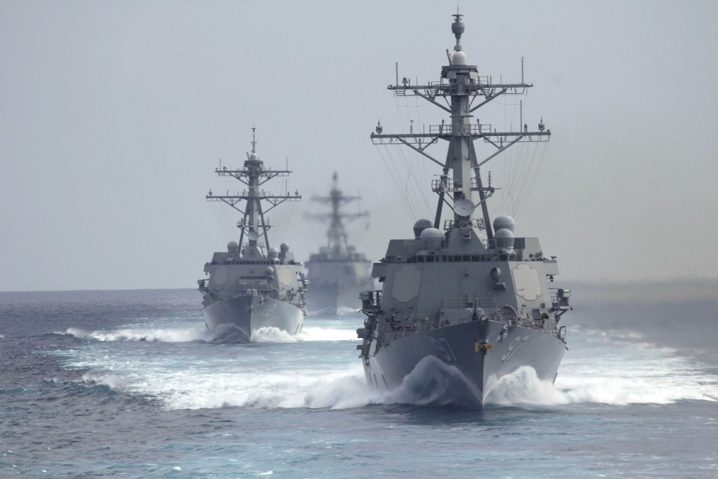 PACIFIC OCEAN (May 23, 2014) The guided-missile destroyers USS Halsey (DDG 97), USS Michael Murphy (DDG 112) and USS Gridley (DDG 101) are underway in formation during a strait transit exercise. The Carl Vinson Carrier Strike Group is underway conducting a composite training unit exercise off the coast of Southern California. (U.S. Navy photo/Released)