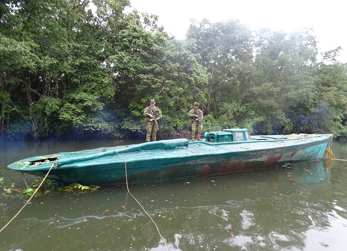 Drug trafficking using submarines