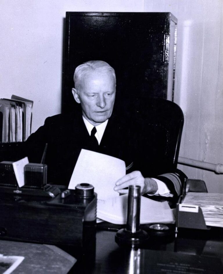 trent-hone-on-admiral-chester-nimitz-and-mastering-the-art-of-command